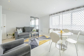 Stunning Flat in Chelsea, Kings Road with Balcony